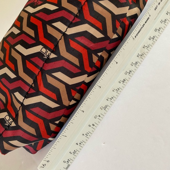 Limited Edition LeSportsac x Diane Von Furstenberg Cosmetic/Accessory Bag - Picture 3 of 7